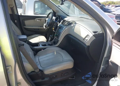 2009 Chevrolet Traverse Ltz из США, поврежденный, VIN 1GNER33D29S148803